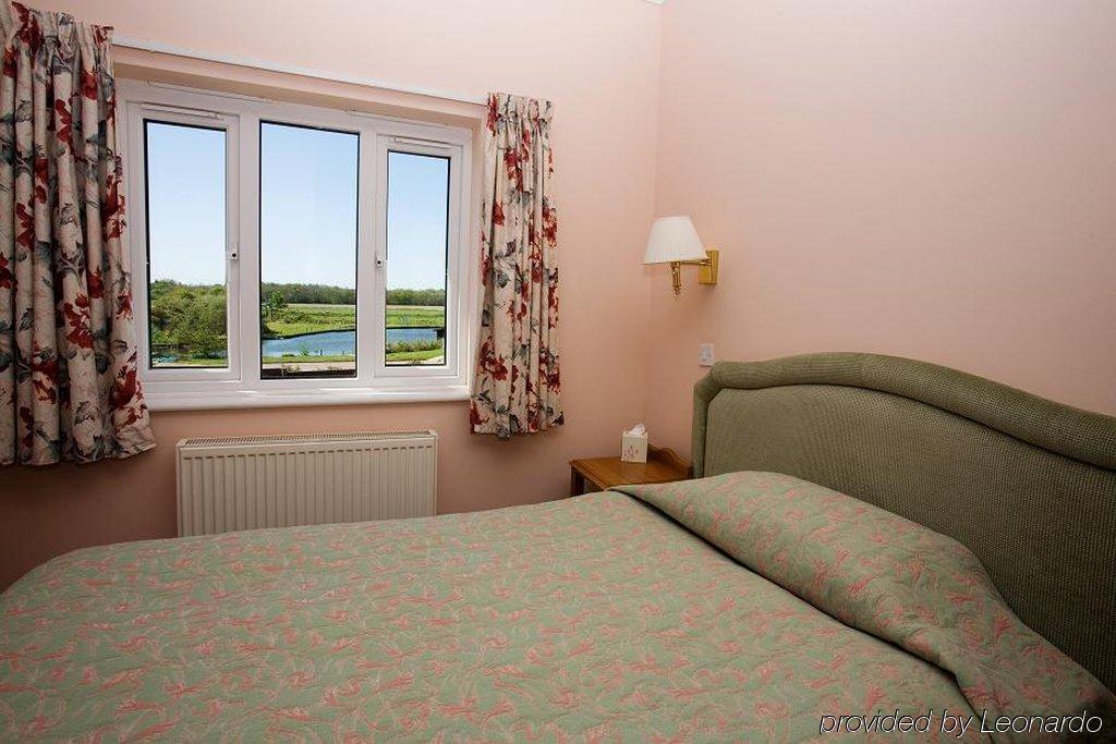 Wayford Bridge Inn Hotel Stalham Rum bild