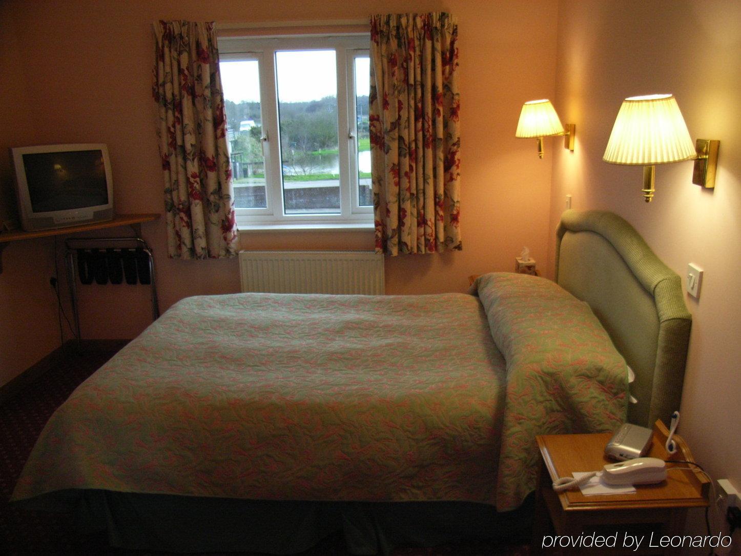 Wayford Bridge Inn Hotel Stalham Rum bild