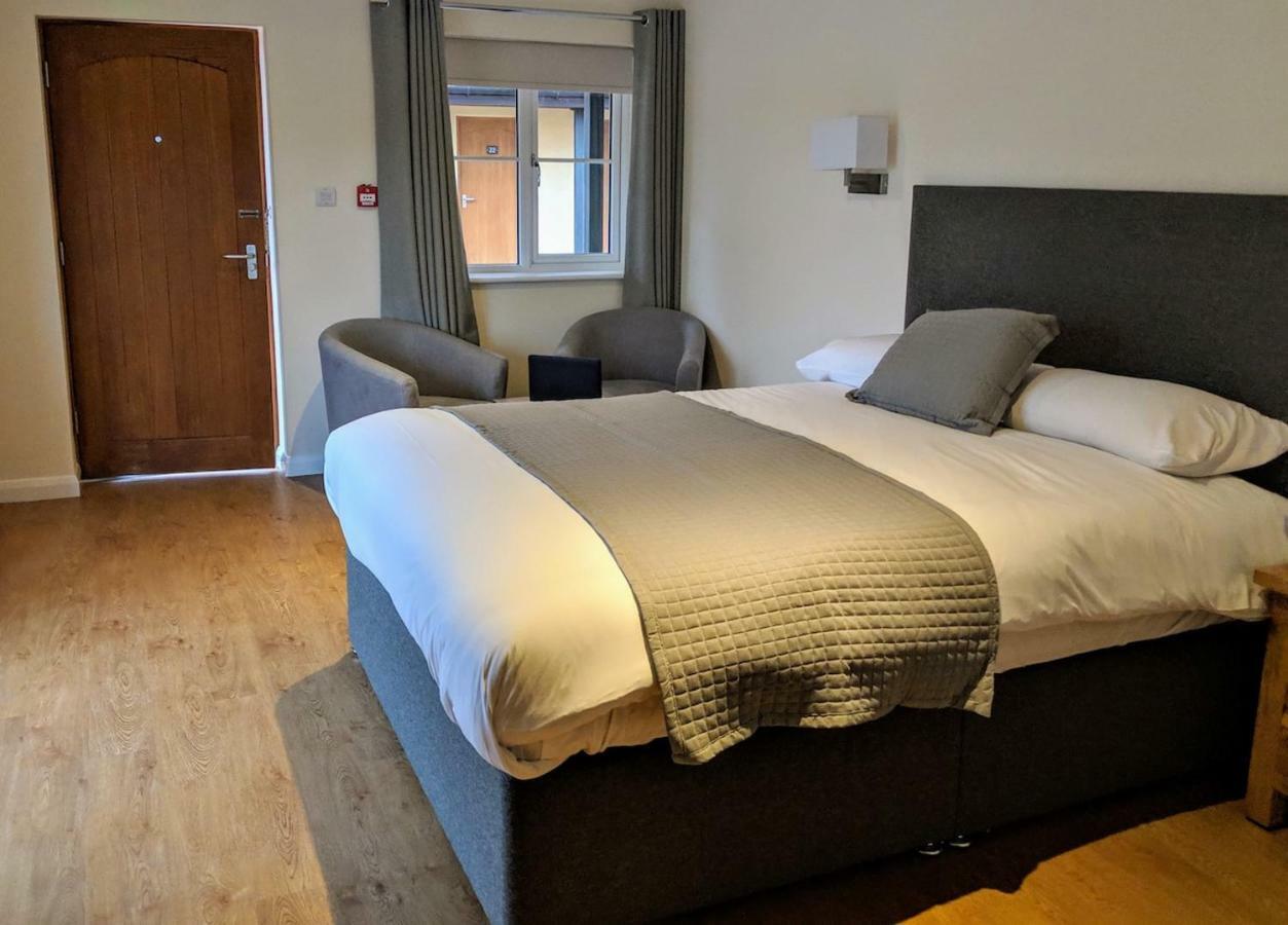 Wayford Bridge Inn Hotel Stalham Exteriör bild
